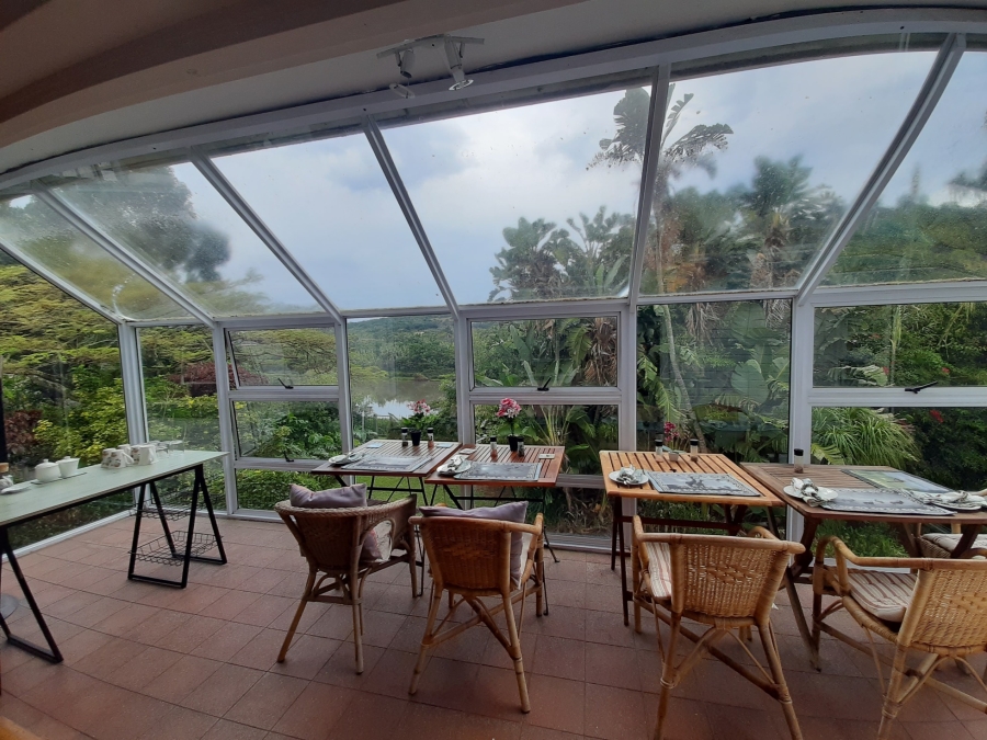 6 Bedroom Property for Sale in Abbotsford Eastern Cape